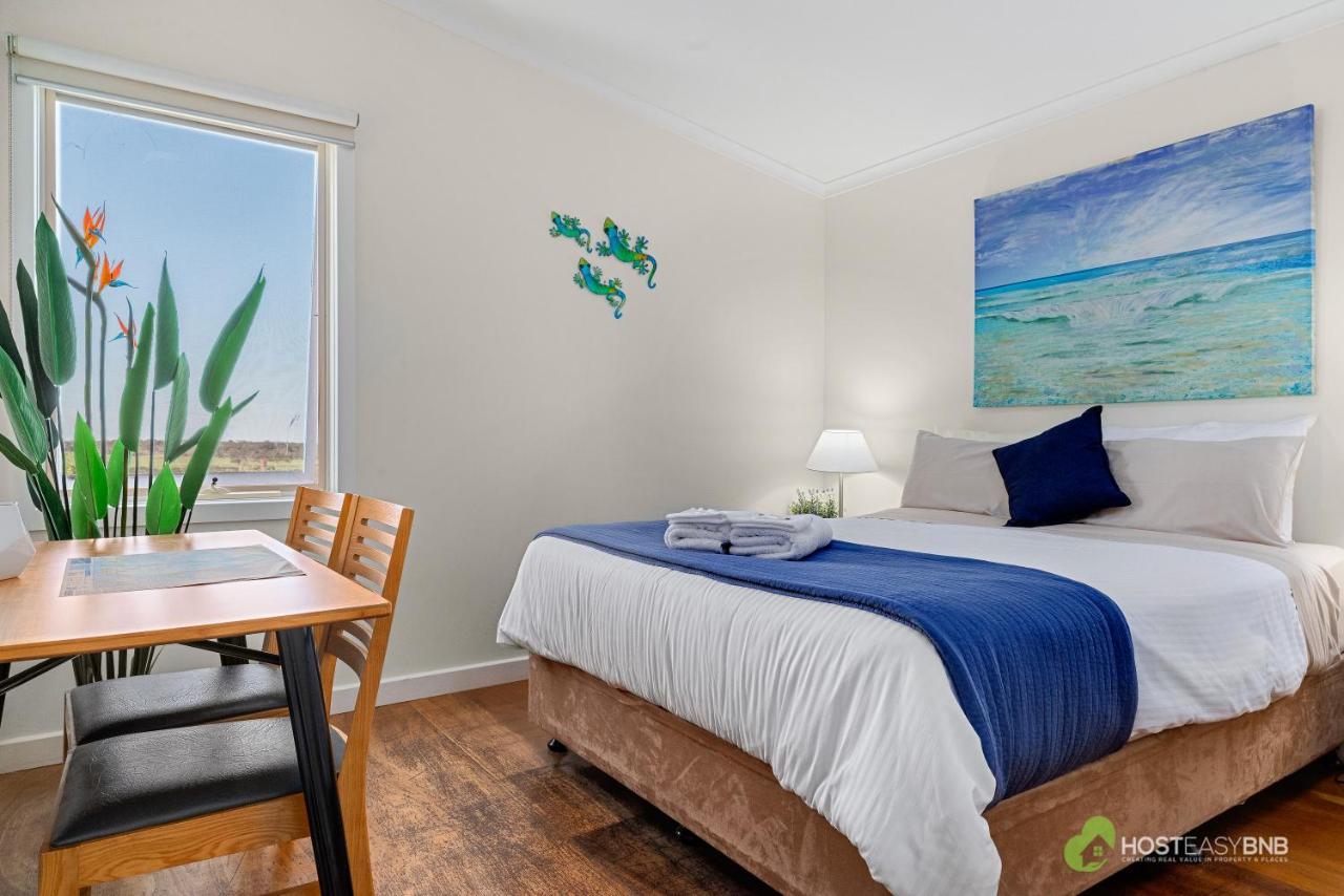 Rural 5 Star Villa'S With Resort Amenities カウズ エクステリア 写真