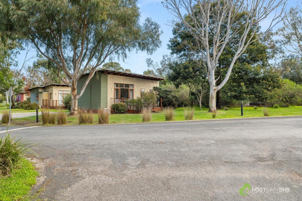 Rural 5 Star Villa'S With Resort Amenities カウズ エクステリア 写真